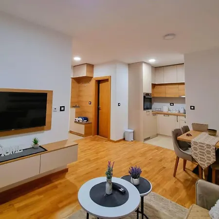 Leonardo 51 Lejlighed *